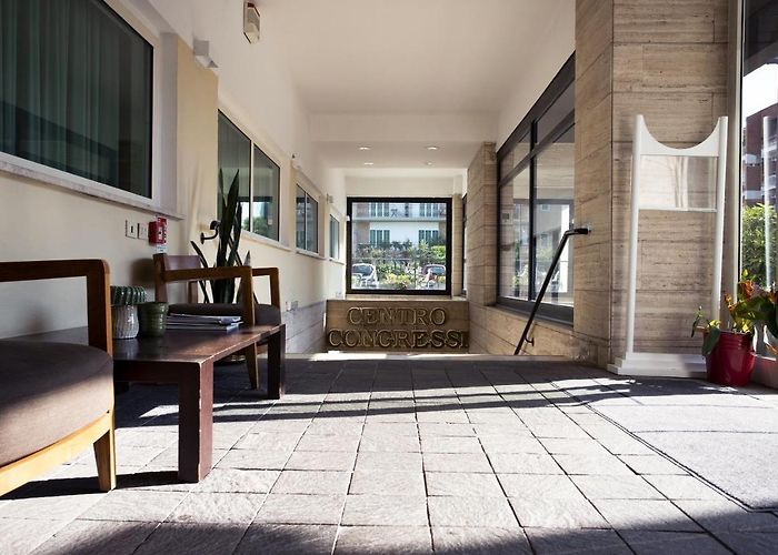 Oly Hotel Rom
